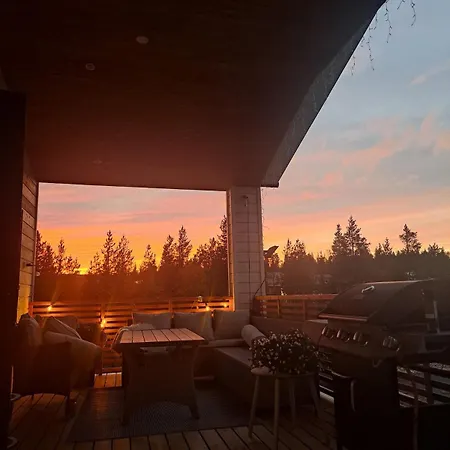Aurora In Huvilat *